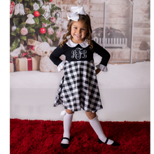 Girls Scalloped Trimmed Socks with Accent Bow - White